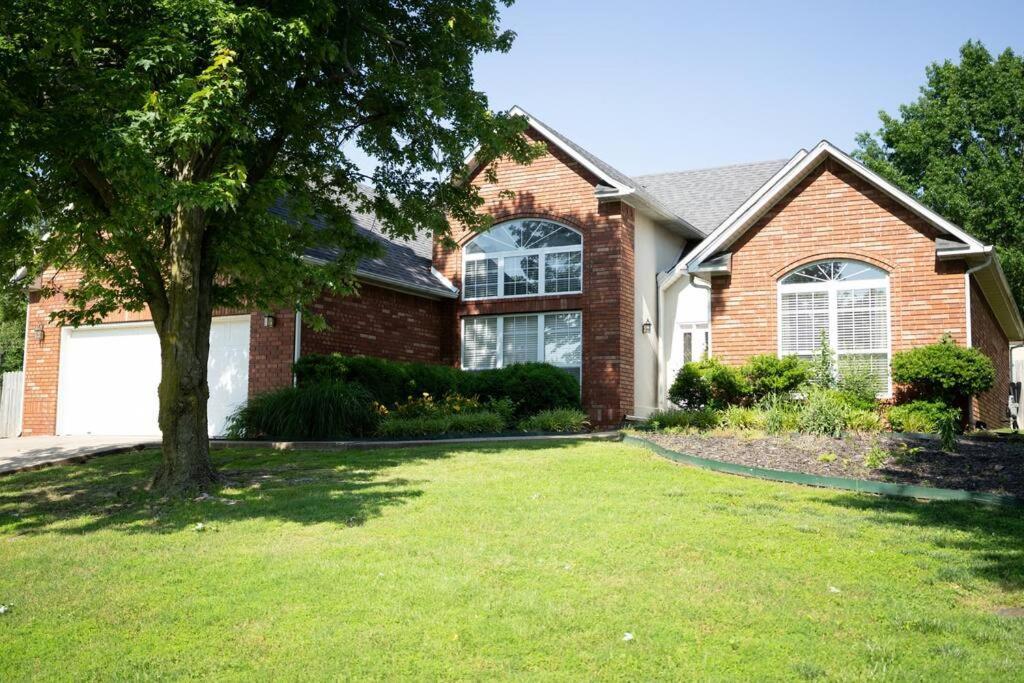ベントンビル Walking Distance To Coler Mtn Bike - 3Br 2Baヴィラ エクステリア 写真